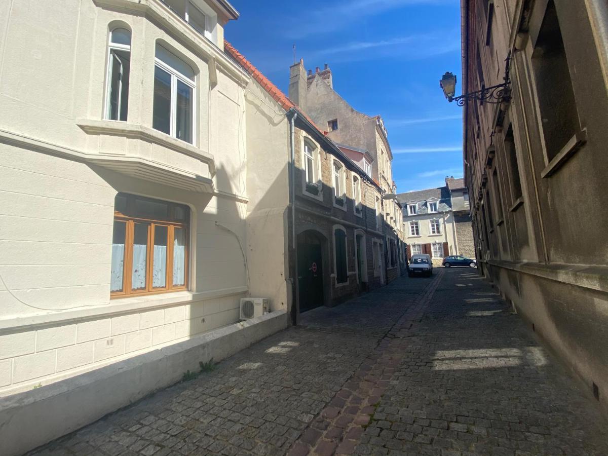 Appartement Au Coeur De La Vieille Ville Boulogne-sur-Mer Esterno foto